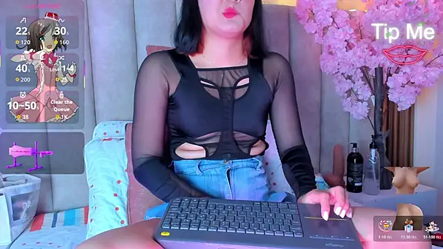 LizSheibaum online show from May 2026 07:09:02 PM