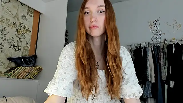 LisaIcon online show from March 2026 02:06:01 PM