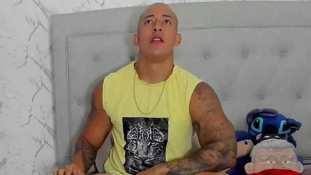luigiferrara online show from July 2026 08:26:01 PM