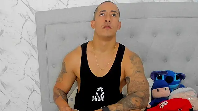 luigiferrara online show from November 2025 06:41:02 PM