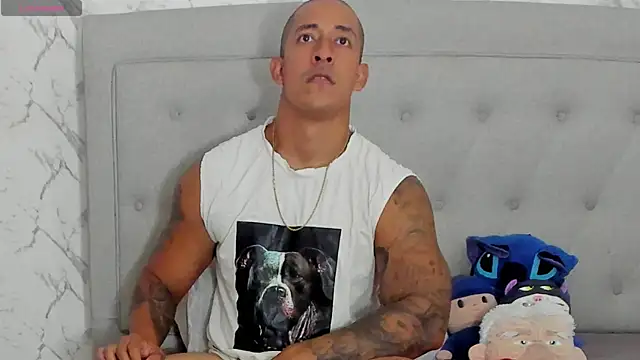 luigiferrara online show from July 2026 09:15:02 PM