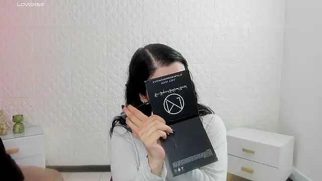 Snapshot of Violetaa_diazz chatting on February 2026 09:12:02 PM Violetaa diazz online show from February 2026 09:12:02 PM