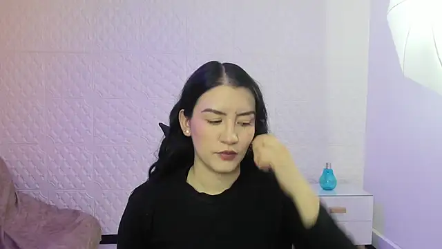 Violetaa diazz online show from September 2025 09:09:01 PM