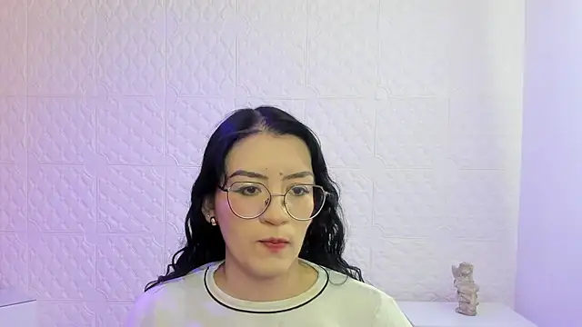 Snapshot of Violetaa_diazz chatting on January 2026 09:08:01 PM Violetaa diazz online show from January 2026 09:08:01 PM