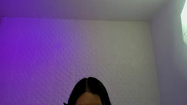 Violetaa diazz online show from March 2026 09:08:02 PM