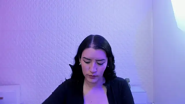 Violetaa diazz online show from April 2026 09:12:01 PM