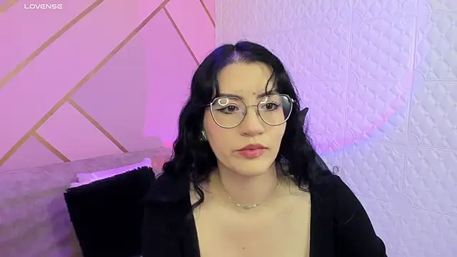 Snapshot of Violetaa_diazz chatting on January 2026 09:40:02 PM Violetaa diazz online show from January 2026 09:40:02 PM