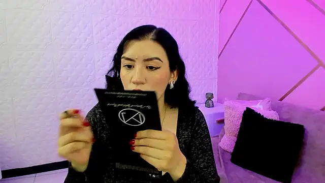 Violetaa diazz online show from March 2026 09:22:02 PM