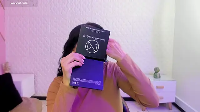 Violetaa diazz online show from March 2026 09:16:02 PM