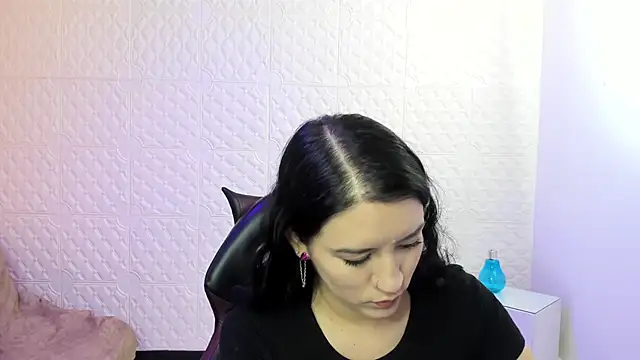 Violetaa diazz online show from October 2025 09:14:02 PM