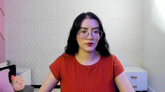 Violetaa diazz online show from June 2026 09:15:01 PM