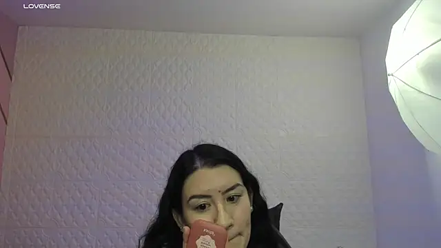 Violetaa diazz online show from September 2025 09:10:02 PM