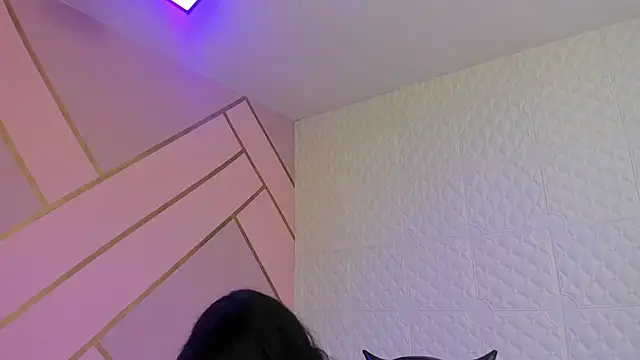 Snapshot of Violetaa_diazz chatting on January 2026 09:11:01 PM Violetaa diazz online show from January 2026 09:11:01 PM