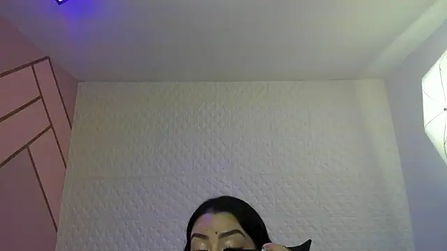 Snapshot of Violetaa_diazz chatting on October 2025 09:14:01 PM Violetaa diazz online show from October 2025 09:14:01 PM