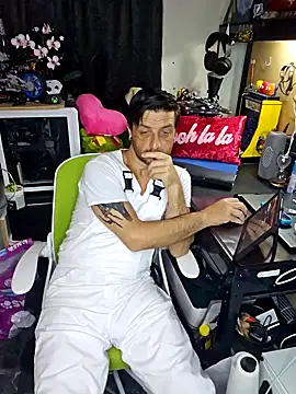 titclitcmndr online show from February 2025 05:46:01 PM