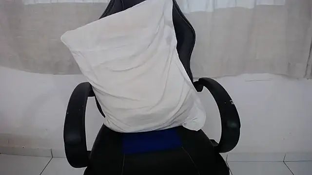 Snapshot of Apollo_21 chatting on September 2025 01:16:02 AM Apollo 21 online show from September 2025 01:16:02 AM