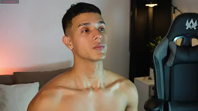 Busterspinter online show from April 2026 01:06:01 AM