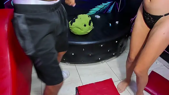 Living room online show from February 2026 11:34:02 PM