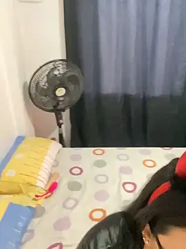 ANYLU19 online show from September 2025 03:28:01 AM