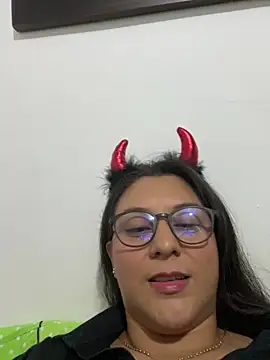 ANYLU19 online show from November 2025 03:24:02 AM