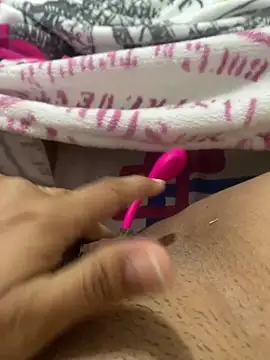 ANYLU19 online show from December 2024 04:18:02 PM