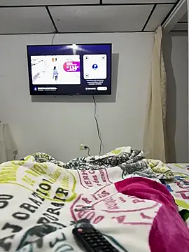 ANYLU19 online show from January 2026 03:21:01 AM