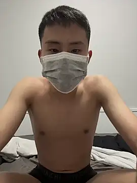 Snapshot of Benson18y chatting on February 2026 01:04:02 AM Benson18y online show from February 2026 01:04:02 AM