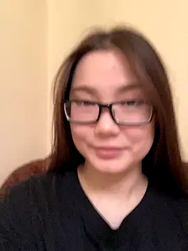 Snapshot of Milka23 chatting on October 2025 02:50:02 PM Milka23 online show from October 2025 02:50:02 PM