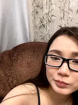 Milka23 online show from November 2025 11:03:01 AM