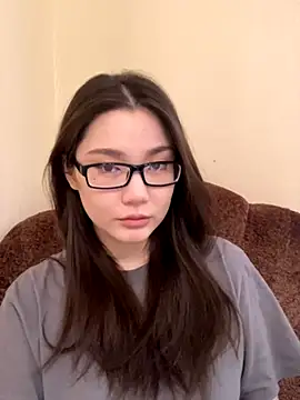 Snapshot of Milka23 chatting on October 2025 06:58:01 AM Milka23 online show from October 2025 06:58:01 AM