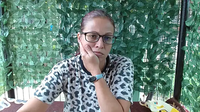 Snapshot of LadyHellene chatting on July 2026 10:49:02 AM LadyHellene online show from July 2026 10:49:02 AM