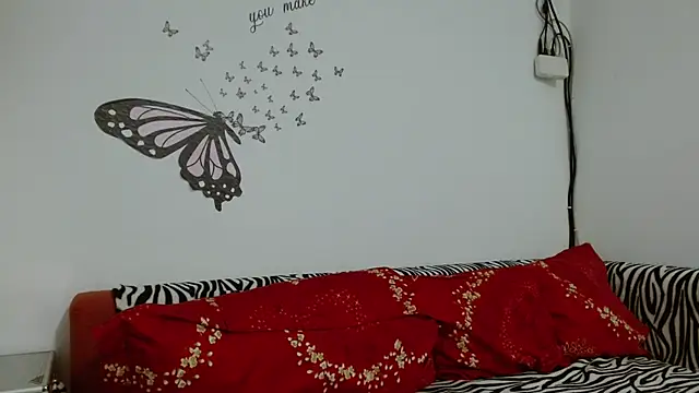 LadyHellene online show from October 2025 07:05:02 AM