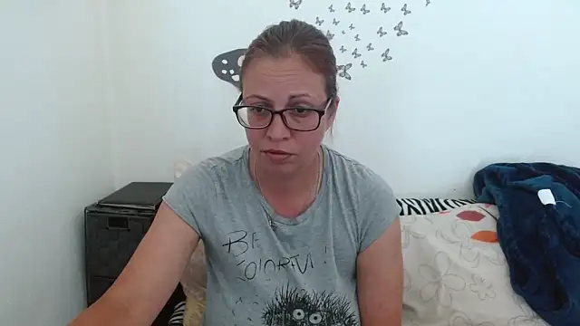 LadyHellene online show from May 2026 11:29:01 AM