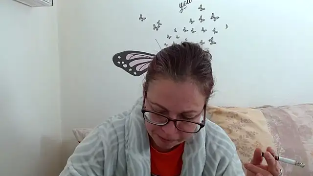 LadyHellene online show from March 2026 06:43:02 AM