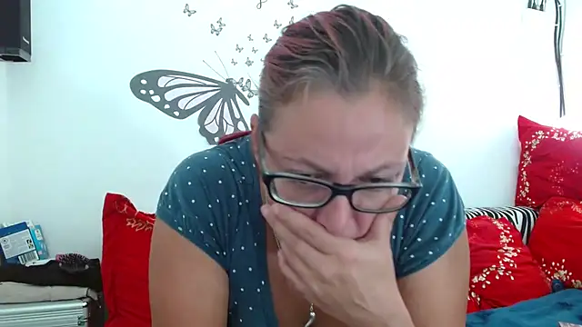 LadyHellene online show from September 2025 06:08:01 AM