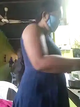 Snapshot of Cute-Pammi1 chatting on December 2024 05:51:02 AM Cute-Pammi1 online show from December 2024 05:51:02 AM