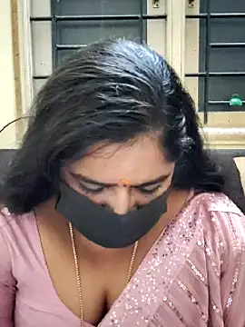 Snapshot of rani_deepa chatting on January 2025 03:14:02 PM rani deepa online show from January 2025 03:14:02 PM