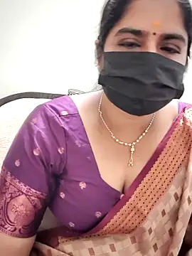 Snapshot of rani_deepa chatting on October 2025 03:58:01 PM rani deepa online show from October 2025 03:58:01 PM