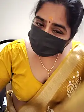 Snapshot of rani_deepa chatting on October 2025 04:03:01 PM rani deepa online show from October 2025 04:03:01 PM