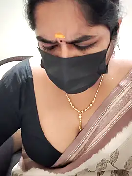 Snapshot of rani_deepa chatting on October 2025 04:29:02 PM rani deepa online show from October 2025 04:29:02 PM