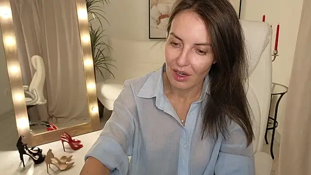 Beylly online show from February 2025 02:30:02 AM