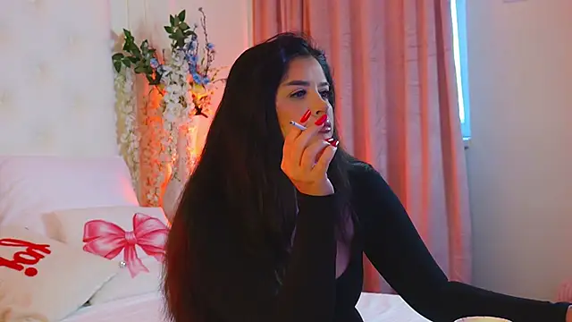 Amberseyes online show from May 2026 05:33:01 AM