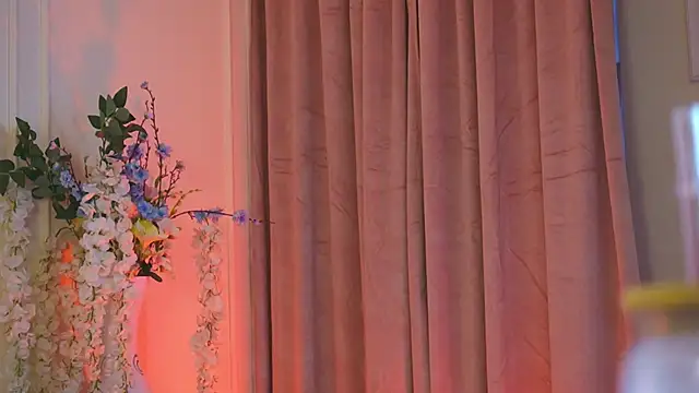 Amberseyes online show from March 2026 11:01:01 AM