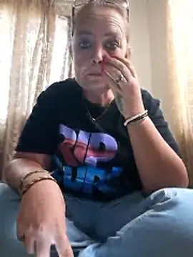 Kimmyb777 online show from February 2026 10:47:01 AM