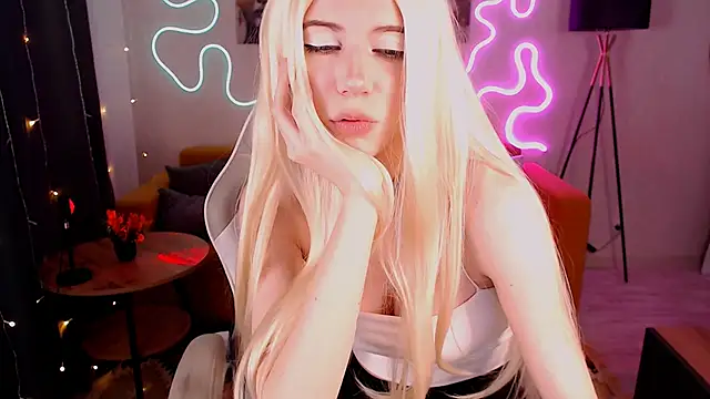 Sweet Richal online show from November 2025 09:08:01 PM