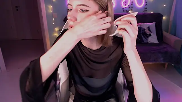 Sweet Richal online show from October 2025 09:05:01 PM