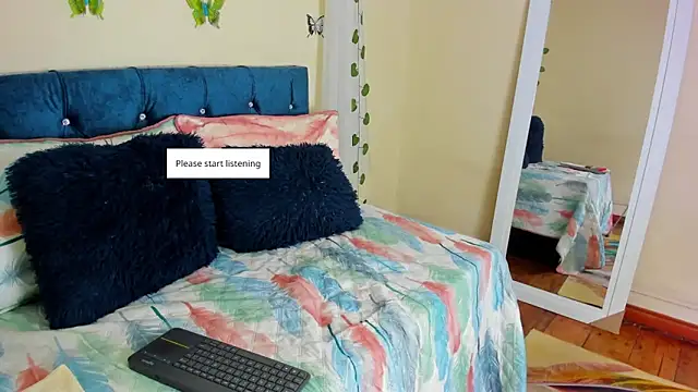cristalwalker   online show from September 2025 11:37:01 AM