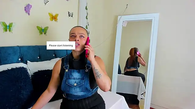 cristalwalker   online show from October 2025 11:44:02 AM
