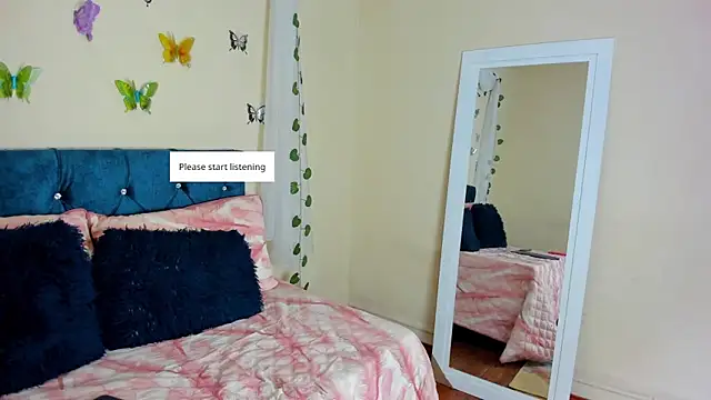 cristalwalker   online show from September 2025 10:26:01 AM