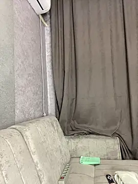 Lola Hale online show from February 2026 08:29:02 PM